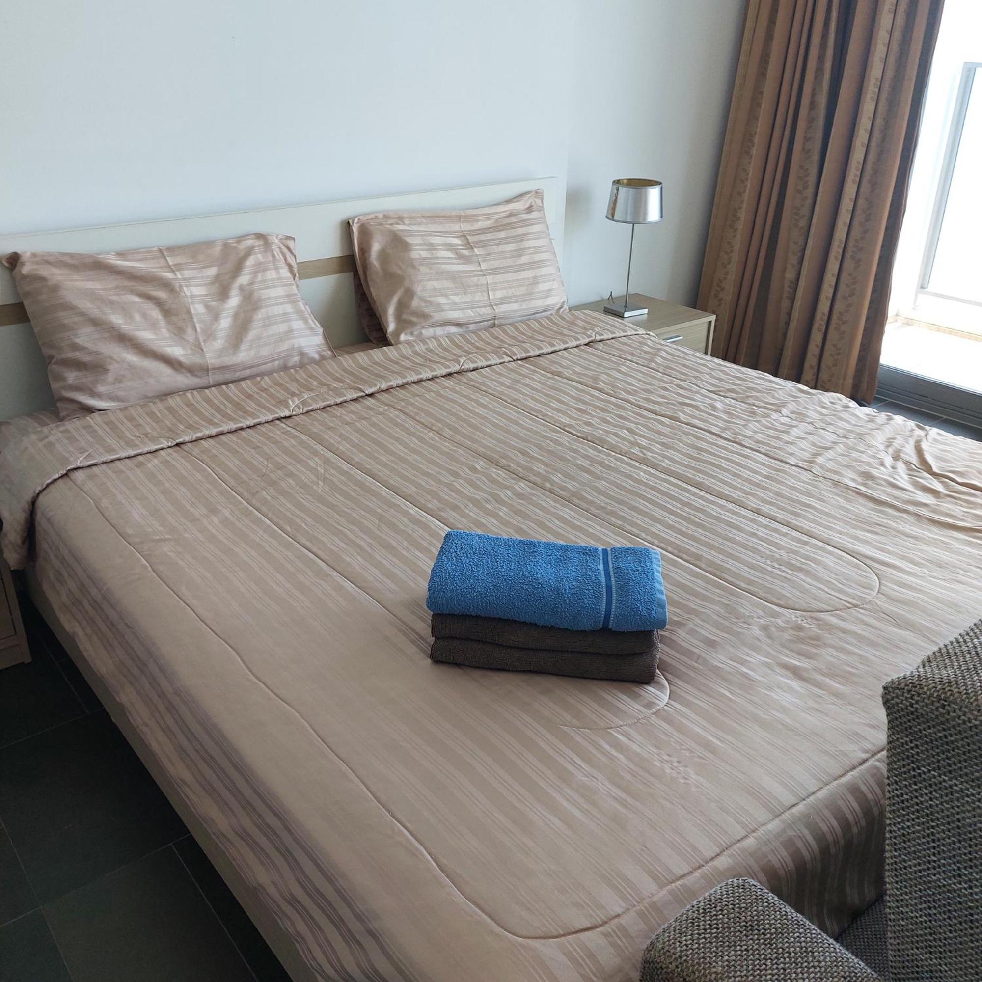 Sea View Apartment In Патая Екстериор снимка