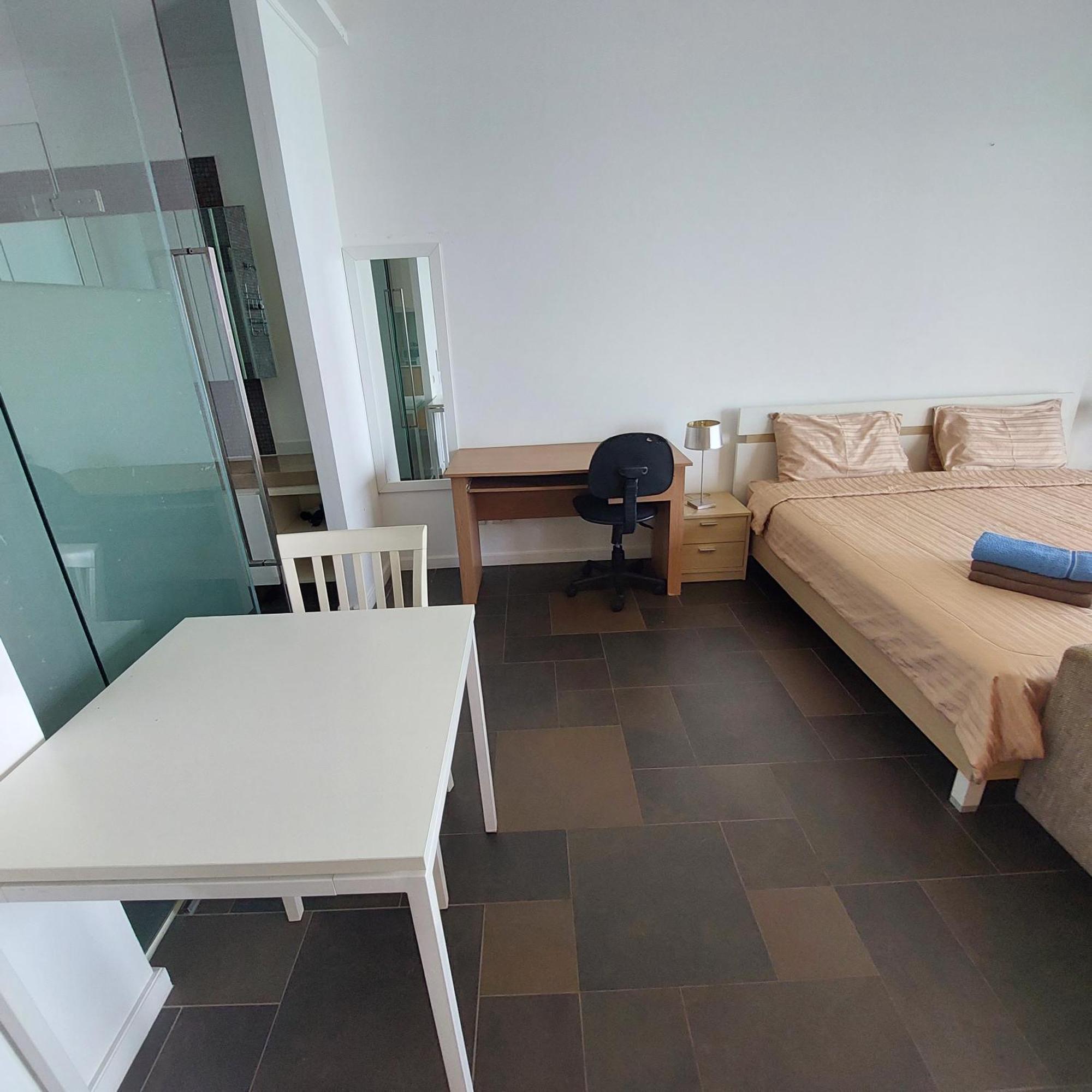 Sea View Apartment In Патая Екстериор снимка