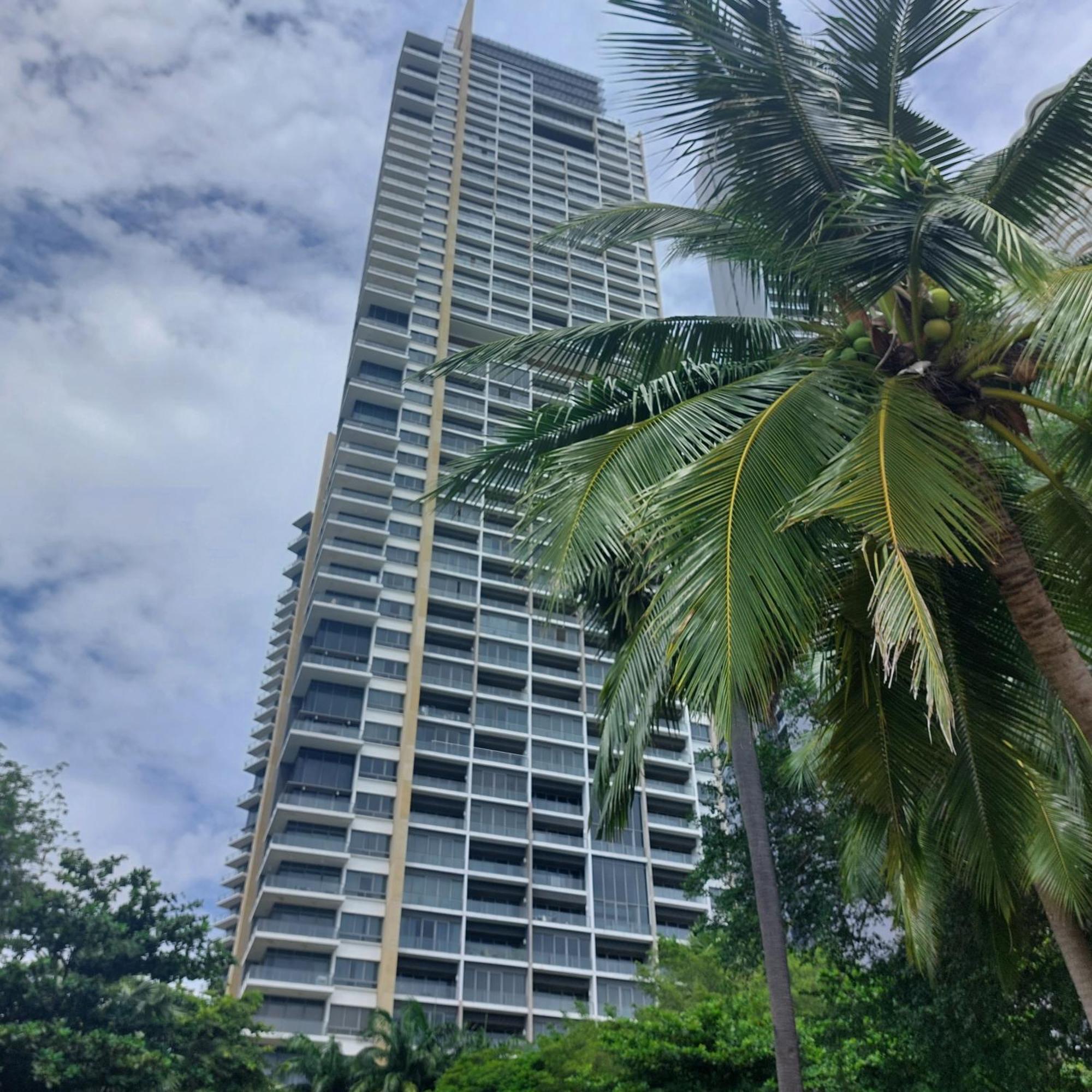 Sea View Apartment In Патая Екстериор снимка